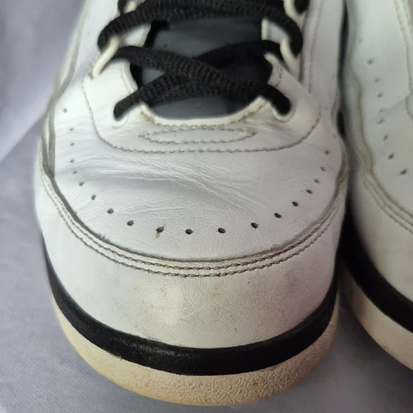 Air Jordan Retro 2 Wing It Sneakers Men's 11.5 - Picture 2 of 16